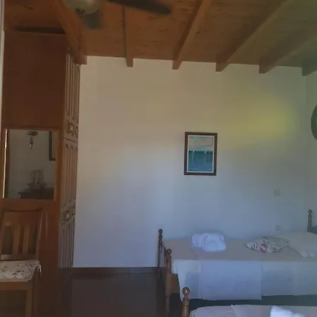 Сasa de vacaciones Chrisa' S Country House *